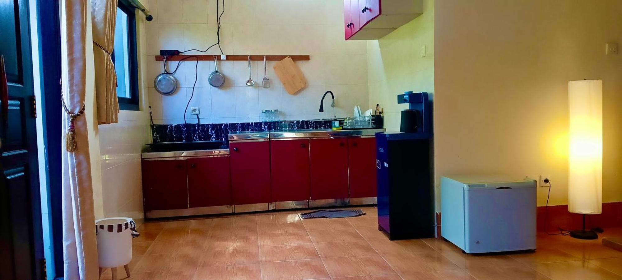 Mama Mega Homestay Pesanggaran Экстерьер фото